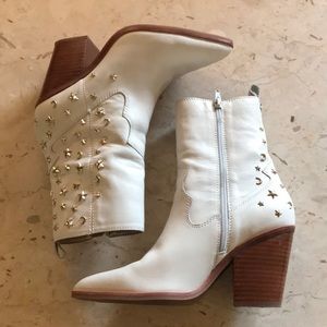 Aldo Tezza white boots